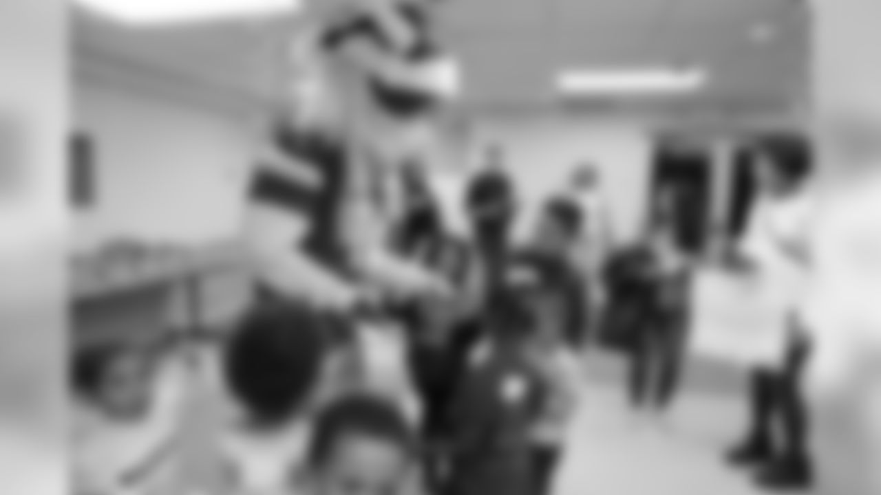 20191209_AnthonyBarrsHolidayParty_105