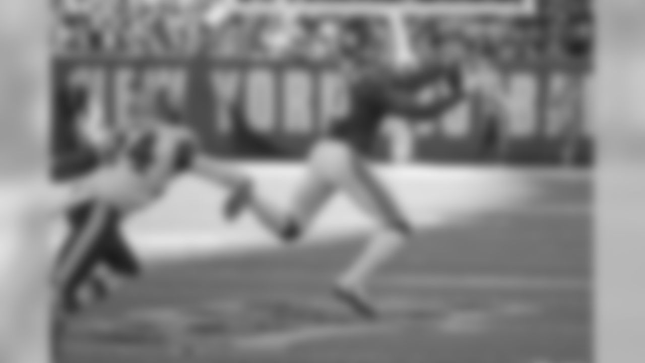 Vikings DE Danielle Hunter played at LSU with Beckham. The former Tiger caught seven passes for 121 yards last week against Washington and became the fastest player to reach more than 200 catches and 3,000 receiving yards (30 games).