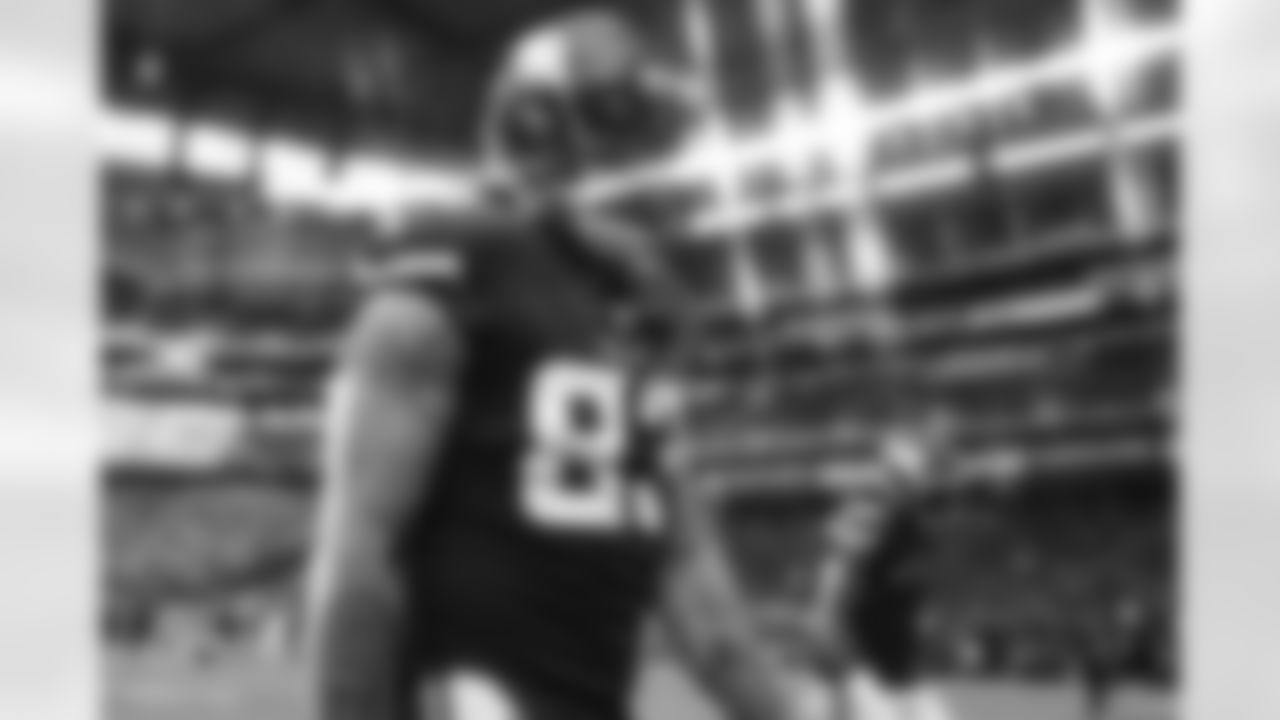 TE Tyler Conklin