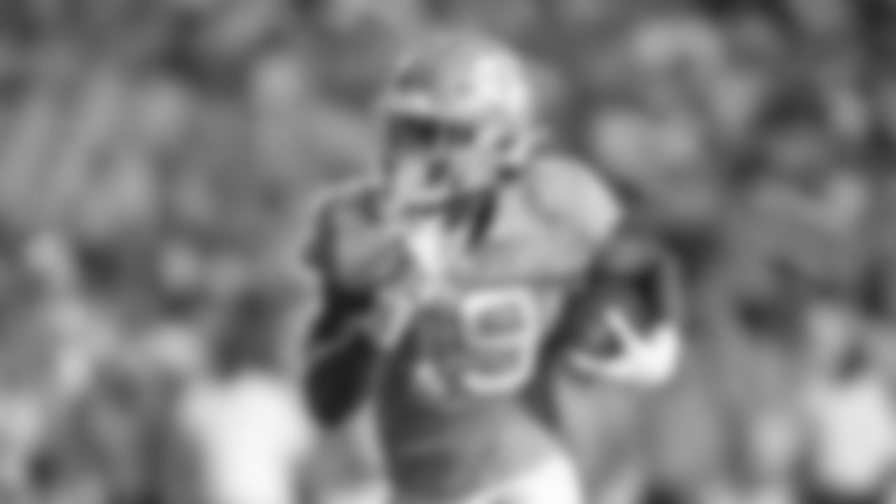 RB Ty Chandler