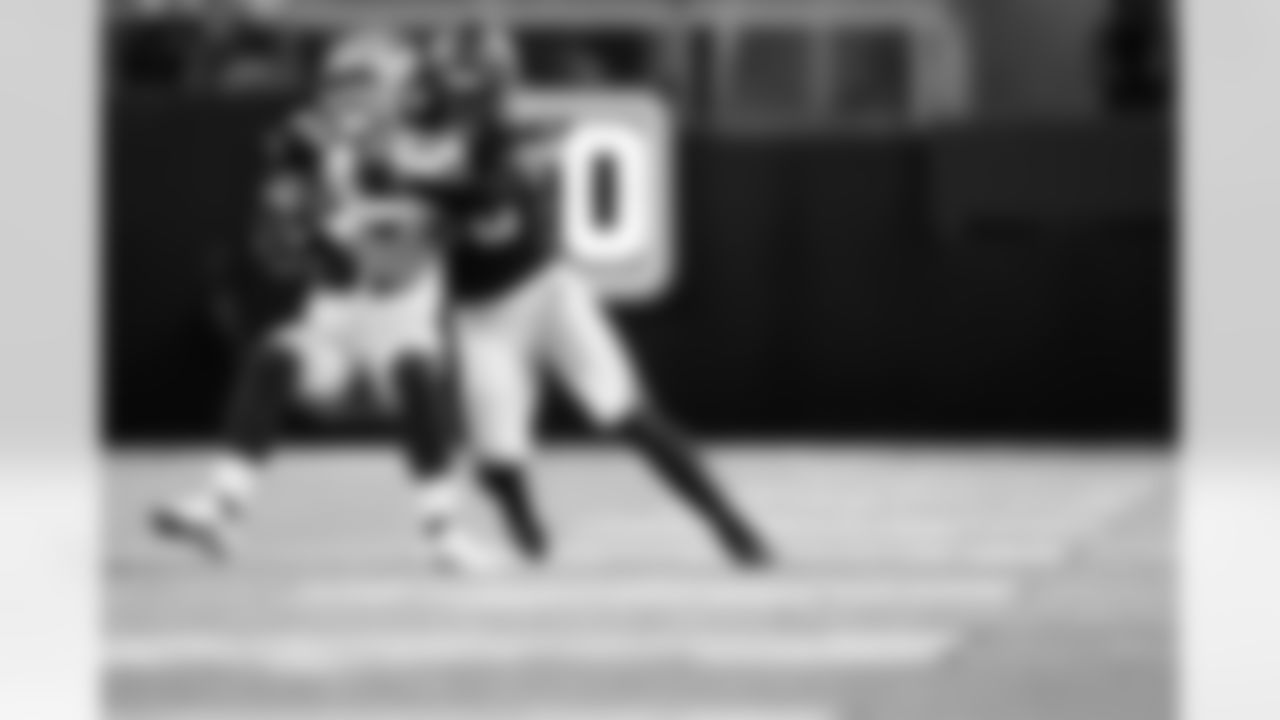LB Jordan Hicks