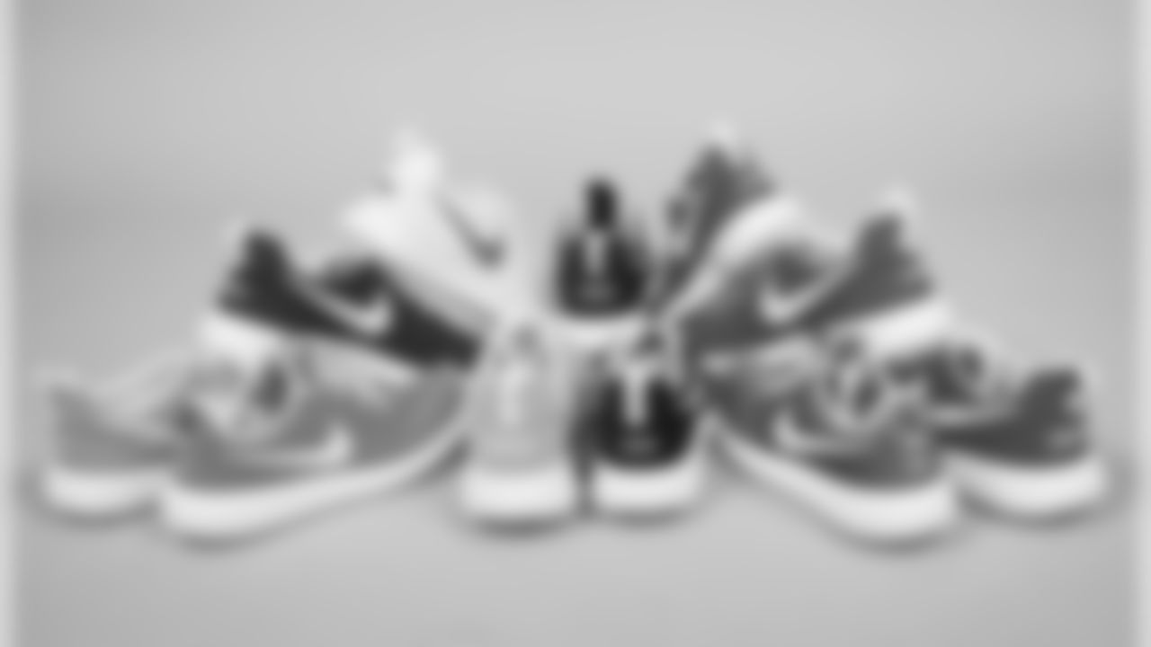2018_1011_CrucialCatchShoes_0006