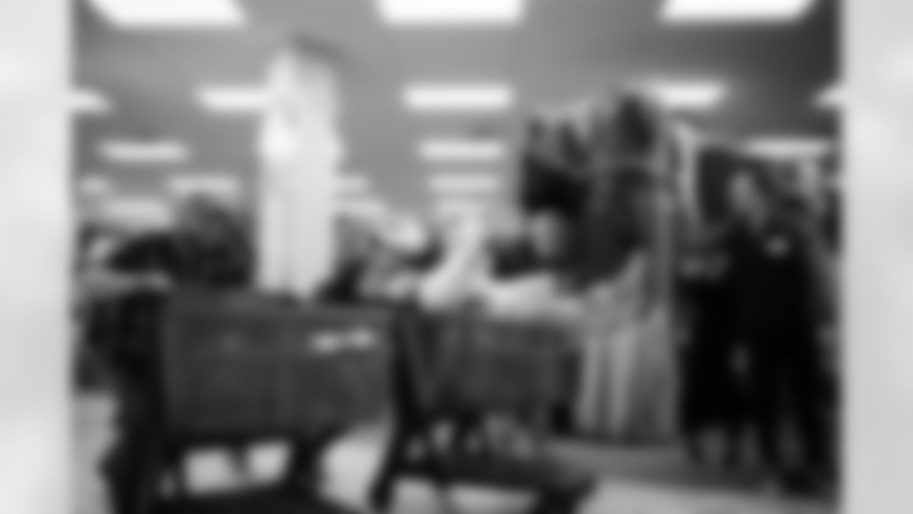 2021_1214_CR_ToysforTots_0073