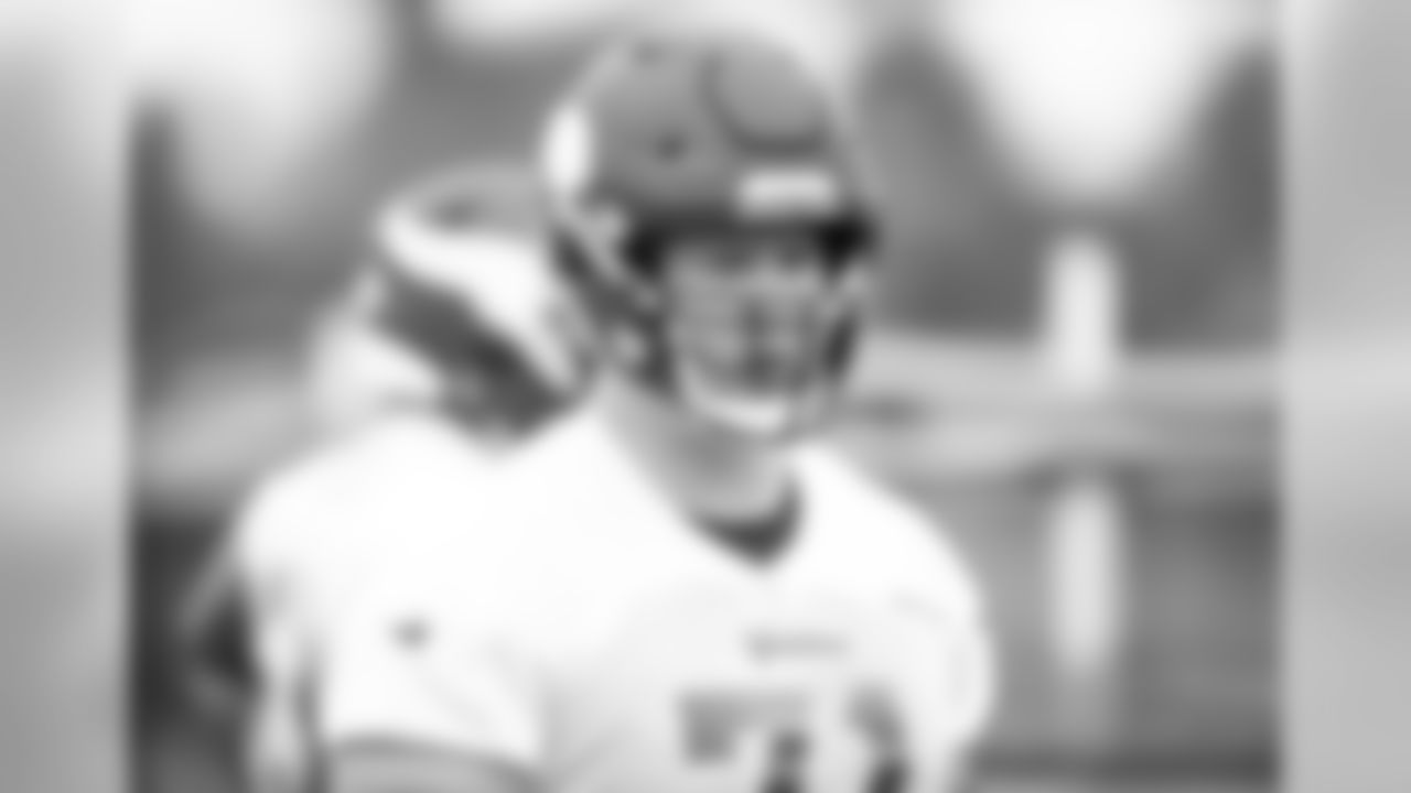 T Riley Reiff