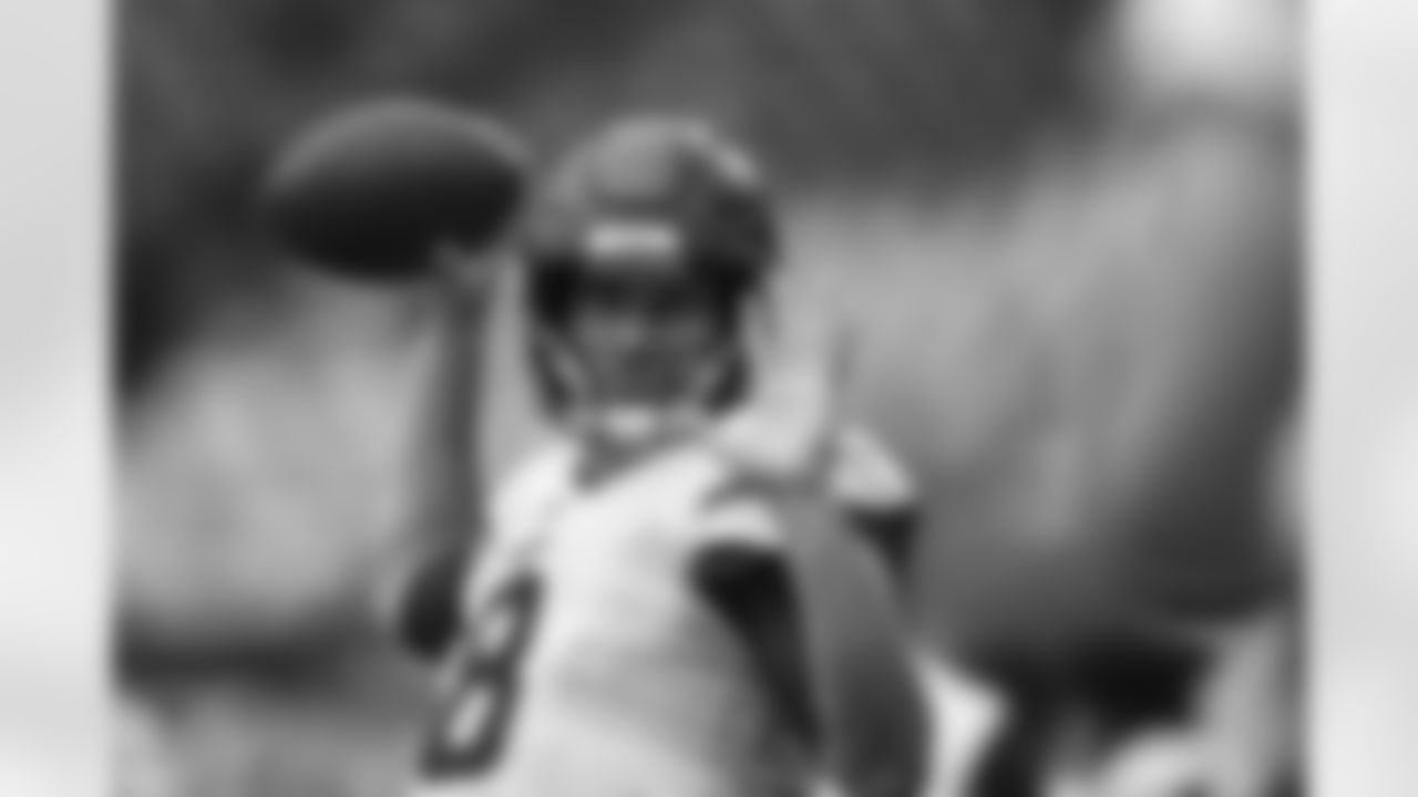 2020_1004_Texans_Away_Q2_0007