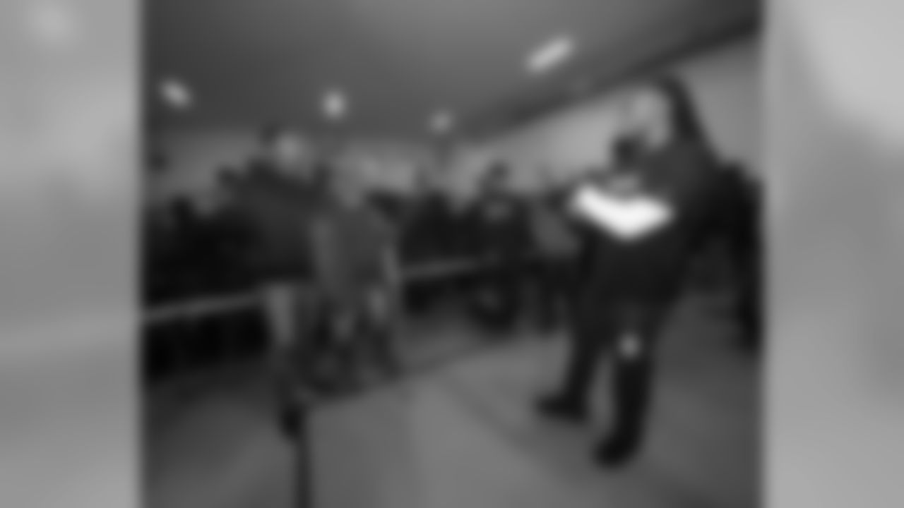 2018_1120_CR_DiggsTurkeyGiveaway_0042