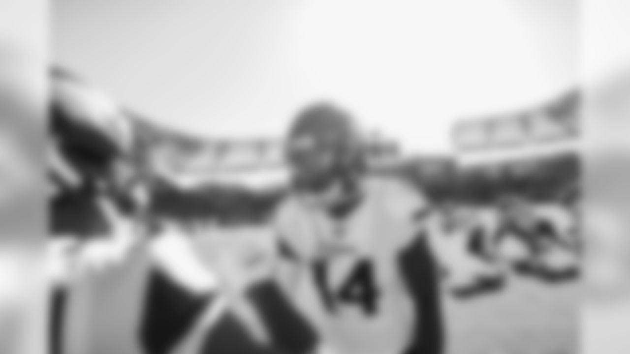 Chargers-75