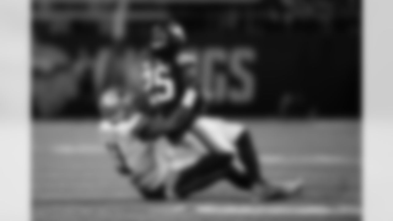 RB Alexander Mattison