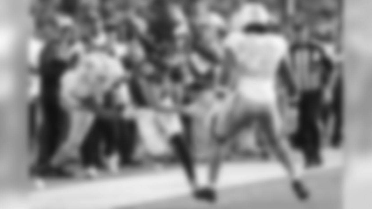 2018_1216_Home_Dolphins_VictoryBoard_0005 copy