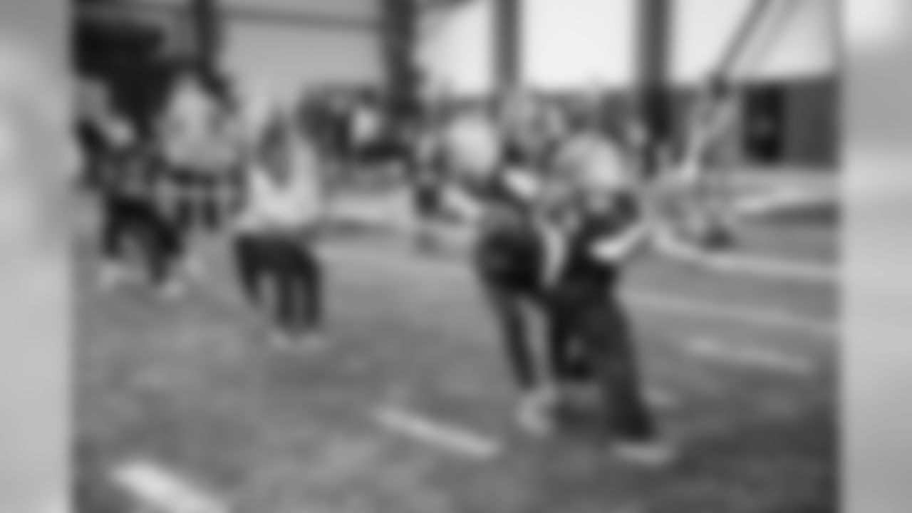 2018_1204_CR_AdoptionFunFest_0071