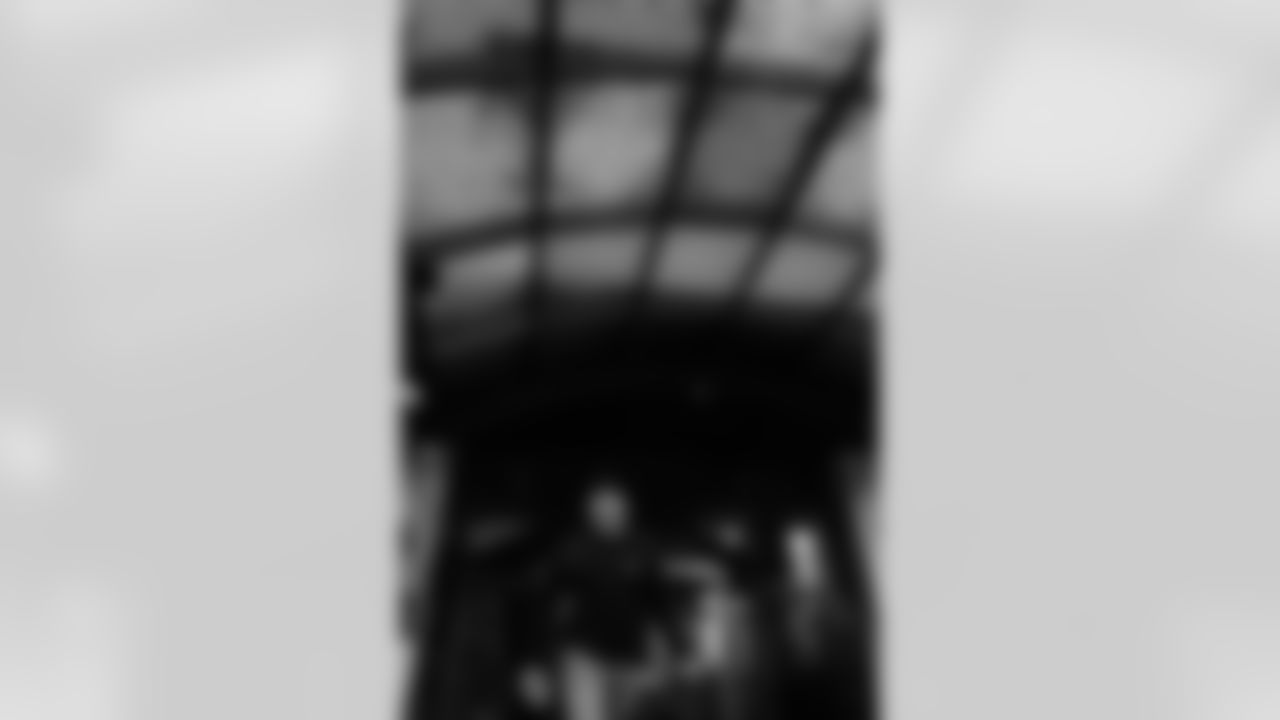 L1560304
