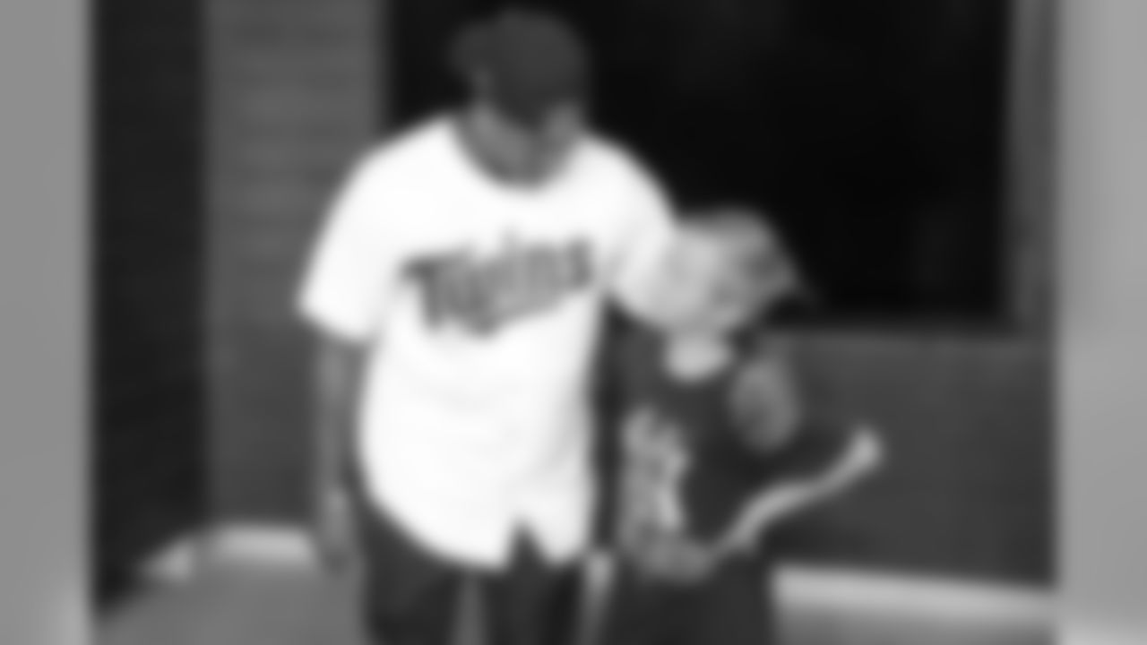 2018_0910_CR_HughesFirstPitch_0019