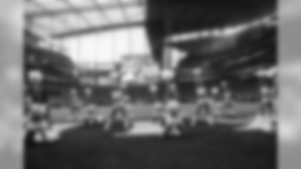 2018_1104_Lions_Home_1270