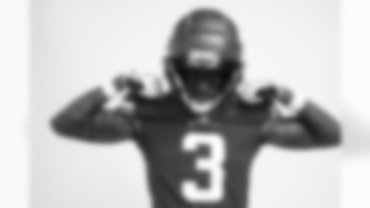 WR Jordan Addison