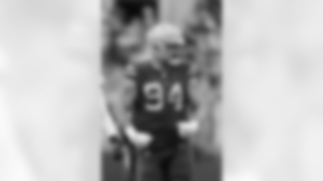 DL Dean Lowry