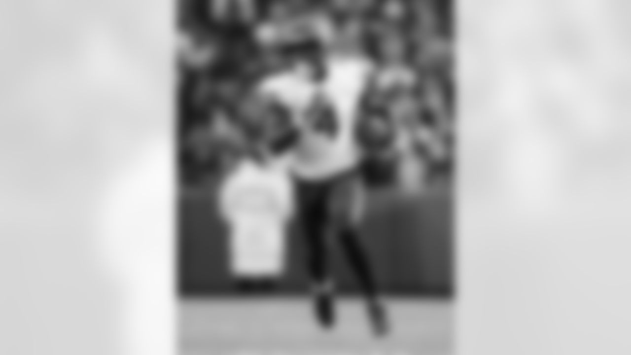 2022_1113_Vikings_Bills_REG10_0145