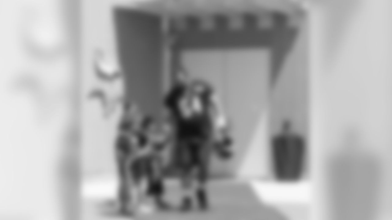 2019_0727_TrainingCamp_HelmetHike_0006
