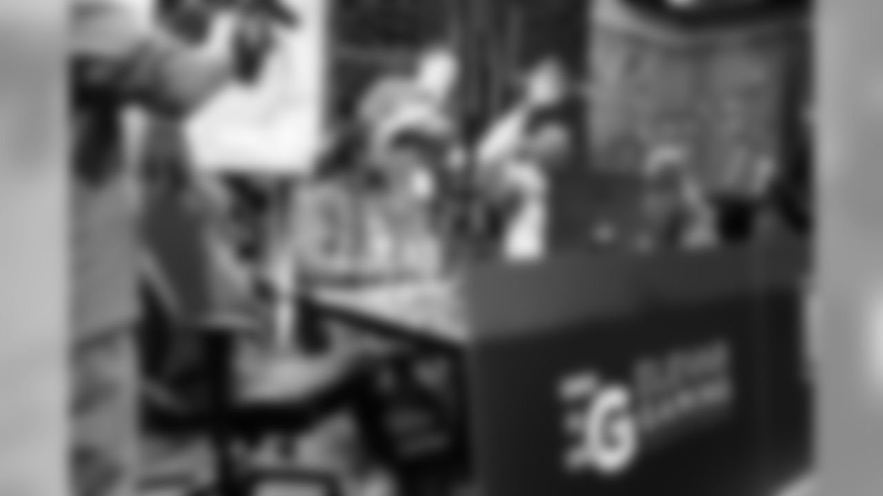 2019-02-15 Vikings pics - Player Up eSports Tournament-Mystic Lake Casino-Darin Kamnetz-153