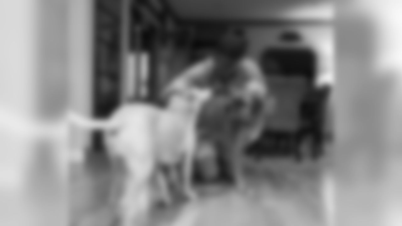 2019_0606_Photoshoot_PurplePups_0066