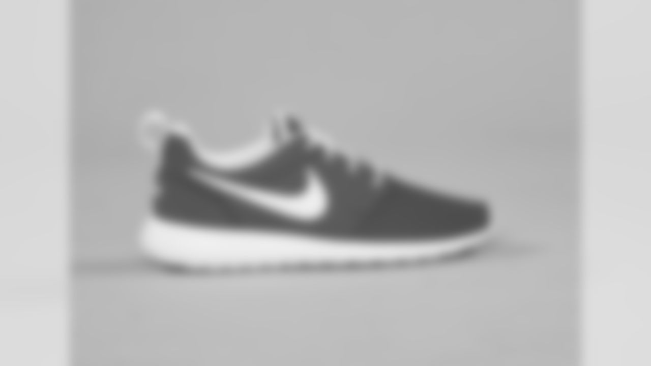 2018_1011_CrucialCatchShoes_0053