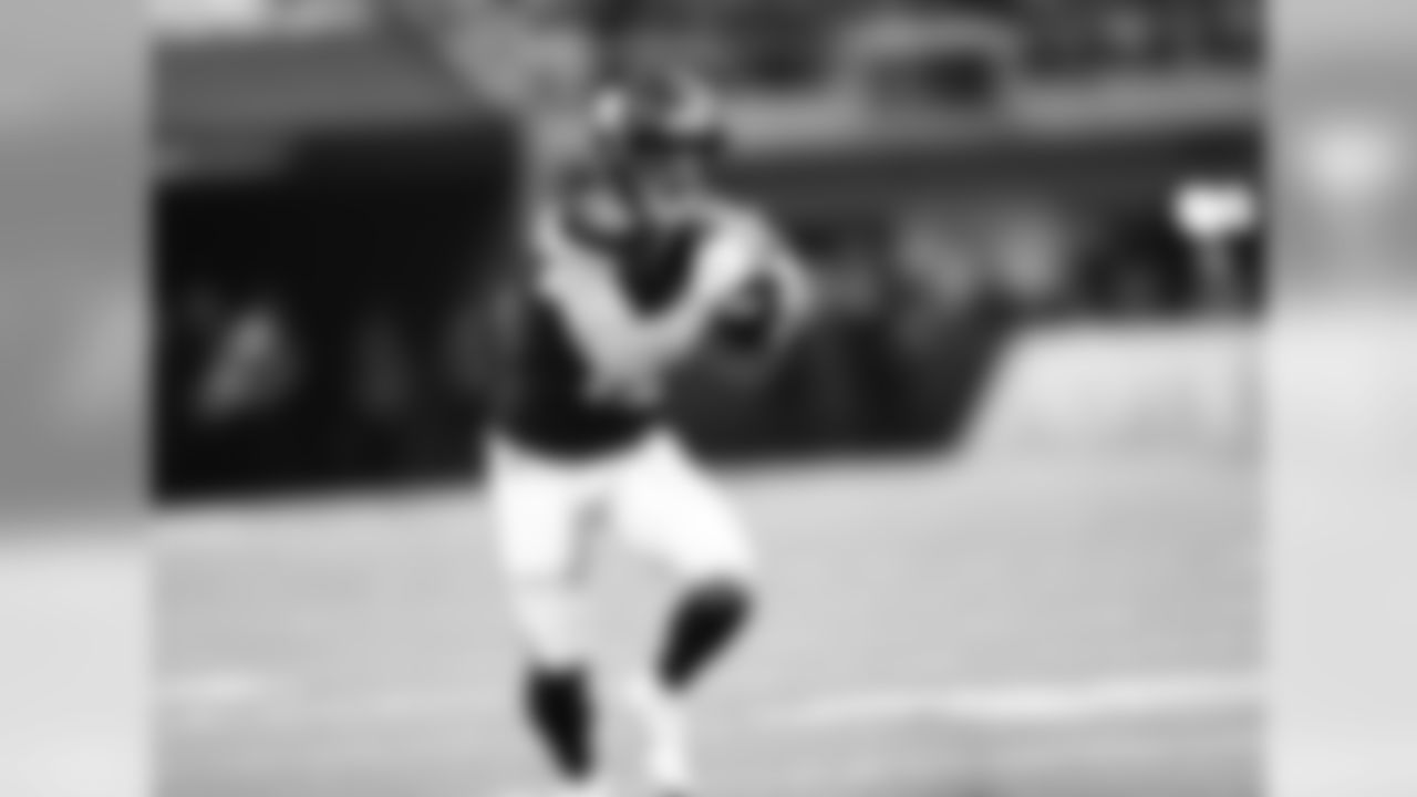 2018_1104_Lions_Home_2442