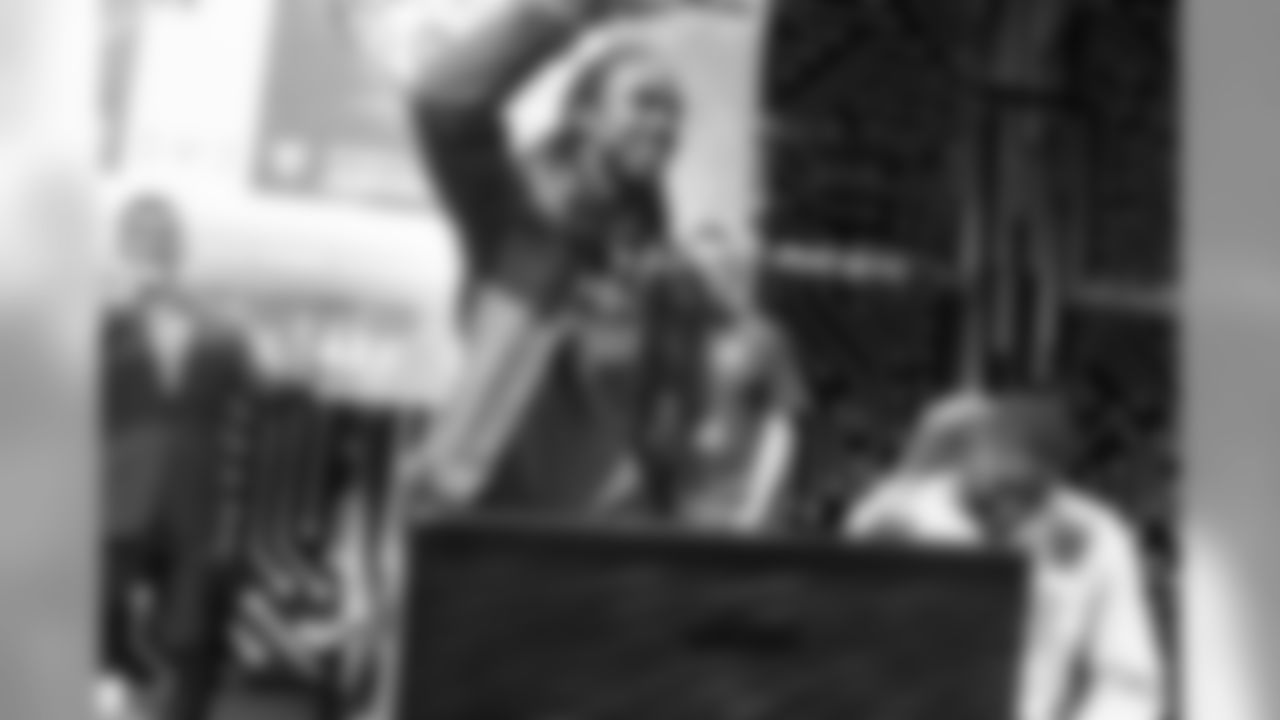 2019-02-15 Vikings pics - Player Up eSports Tournament-Mystic Lake Casino-Darin Kamnetz-156