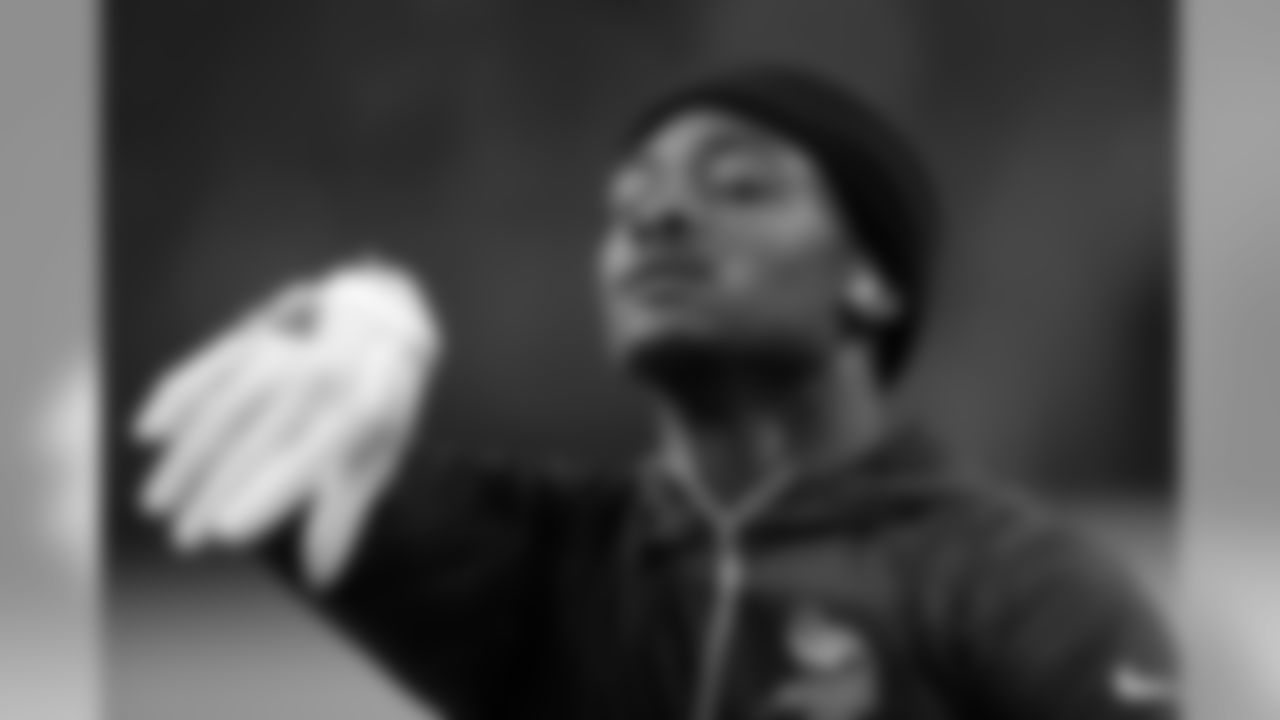 Minnesota Vikings wide receiver Stefon Diggs warms up before an NFL football game against the Detroit Lions, Sunday, Dec. 8, 2019, in Minneapolis. (AP Photo/Andy Clayton-King)