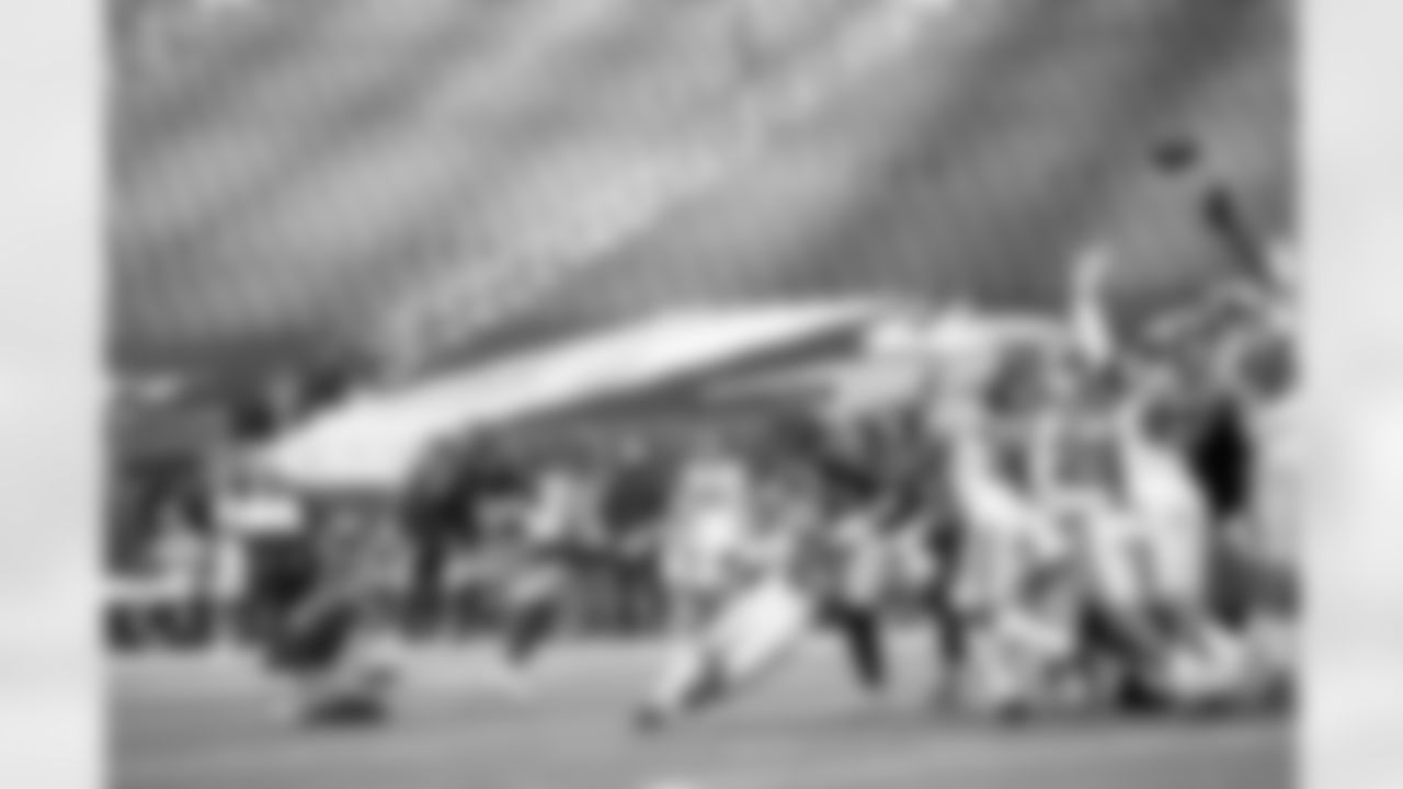 2020_1129_Panthers_Home_TTL_0070