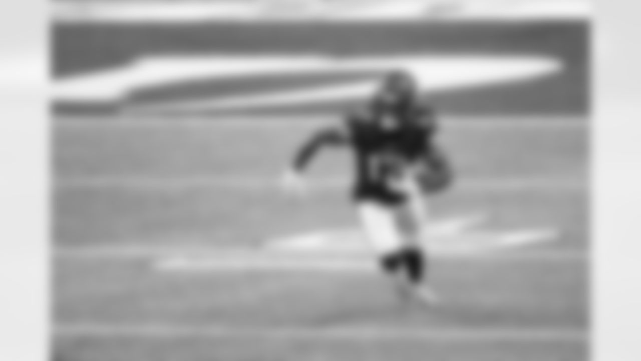 17 WR K.J. Osborn