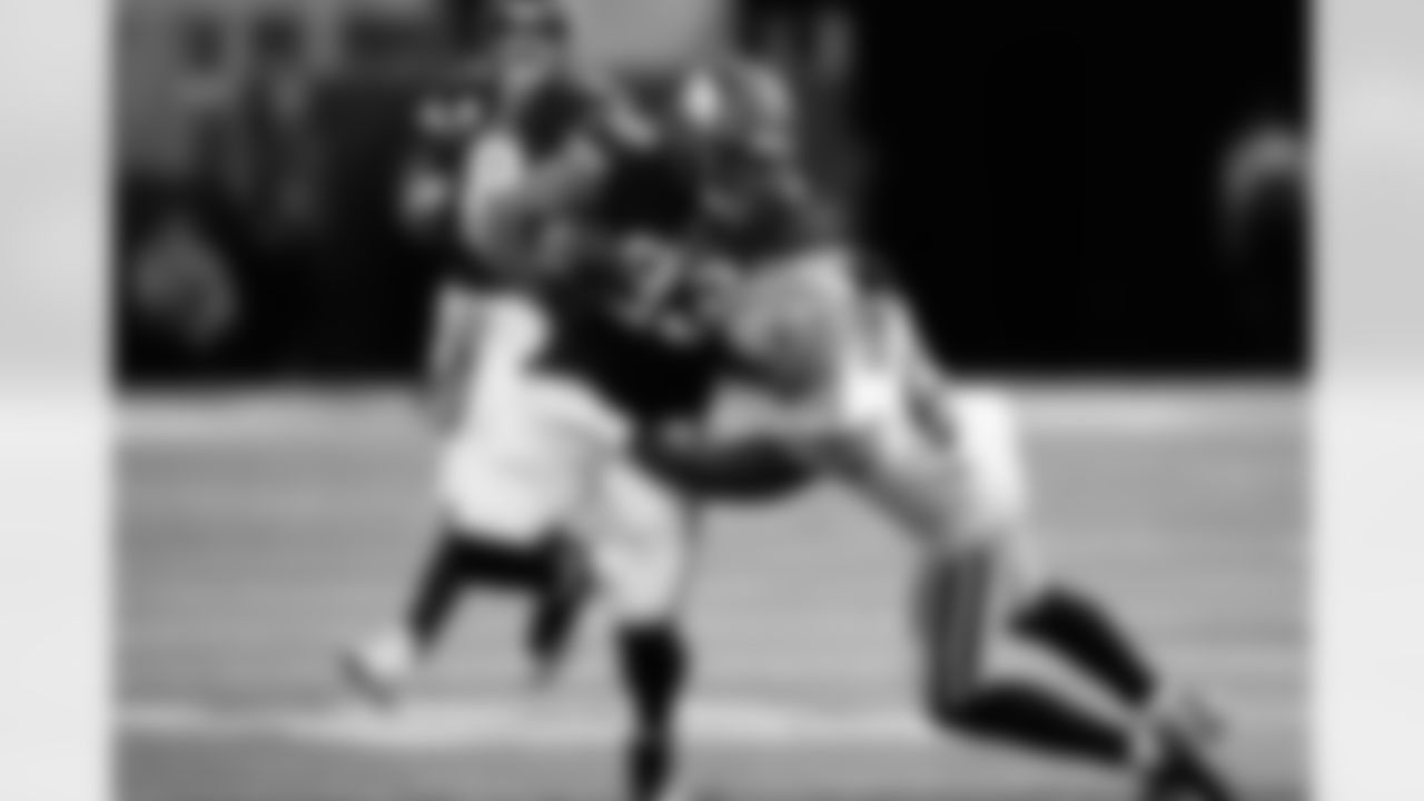 TE Tyler Conklin