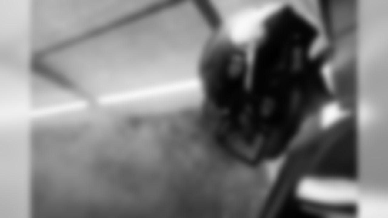 L1590444
