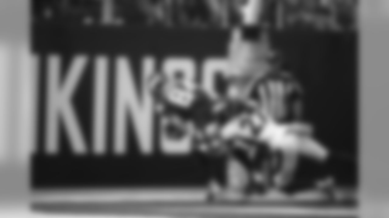 2019_1117_Broncos_Home_1721