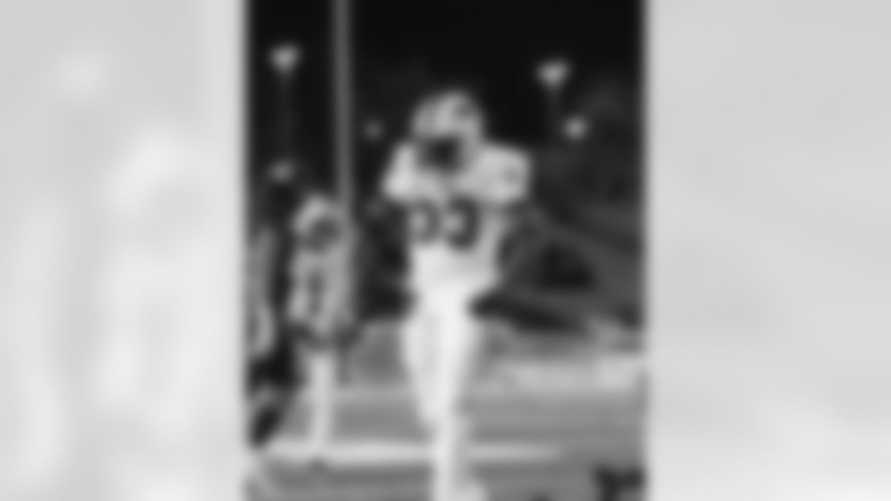 OLB Junior Aho