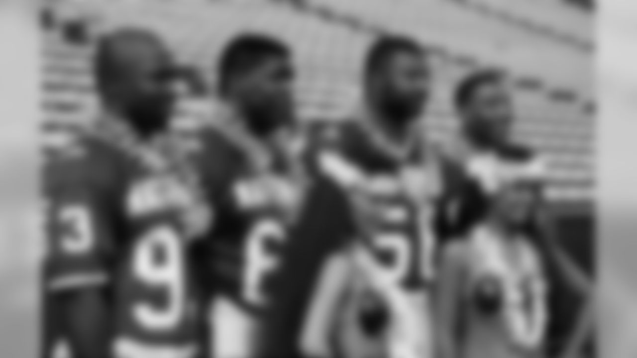 Minnesota Vikings players John Randle, Randall McDaniel, Chris Doleman, and Cris Carter pose on photo day before the NFL Pro Bowl, a 17 - 3 NFC victory on Feb. 6, 1994, at Aloha Stadium in Honolulu. (Al Messerschmidt via AP)