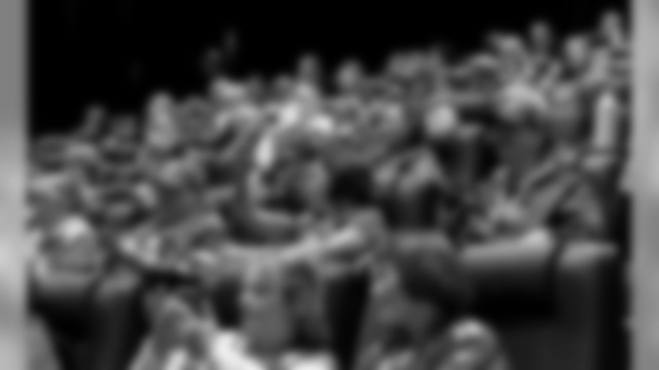2019_0518_Event_WomensFootballCamp_0011