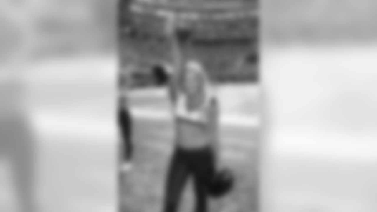 2018_0909_49ers_Cheer_0036