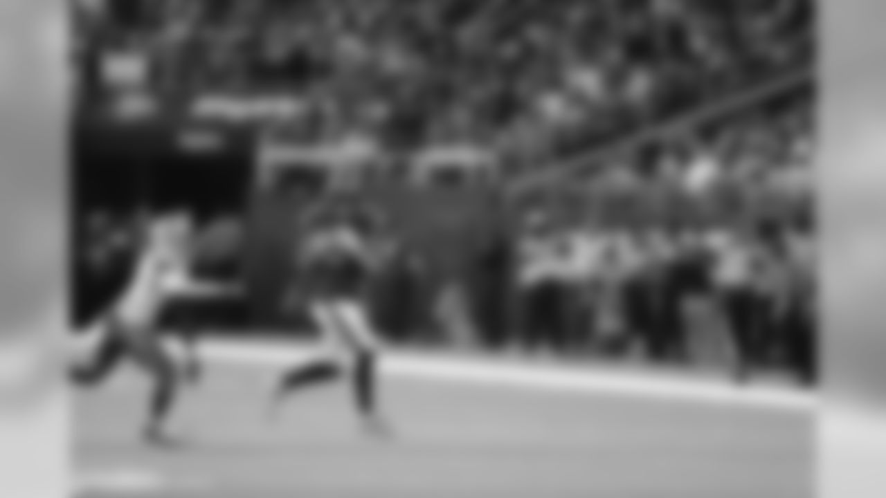 2019_1208_Lions_Home_0836