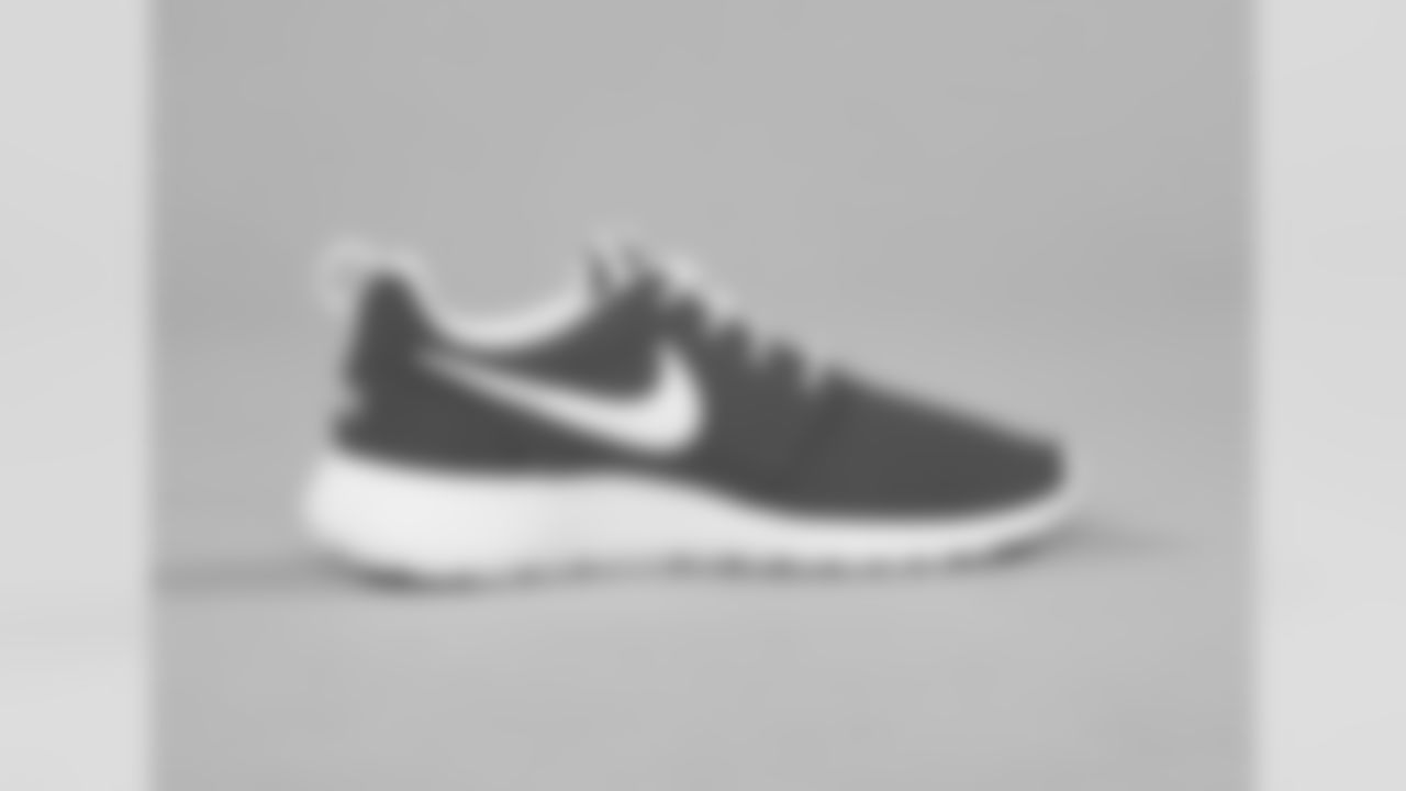 2018_1011_CrucialCatchShoes_0044