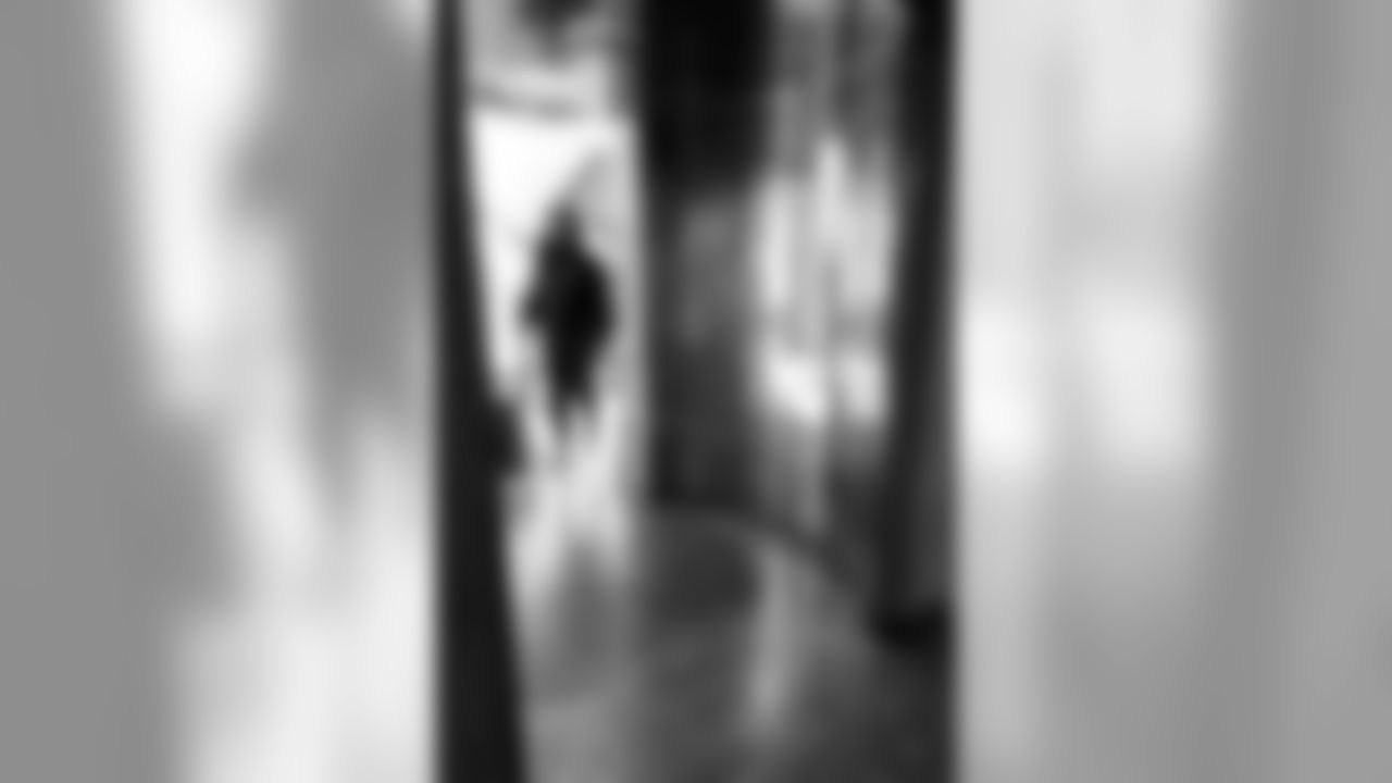 L1120563