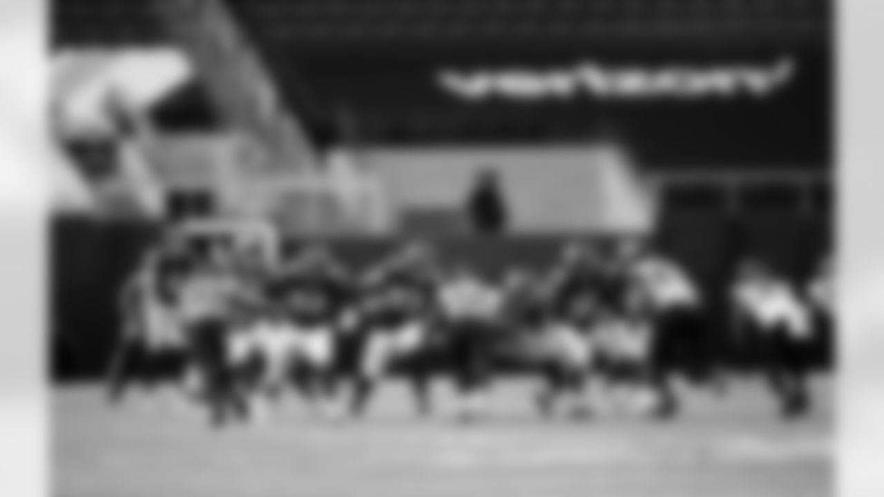 2020_1206_Jaguars_Home_0110