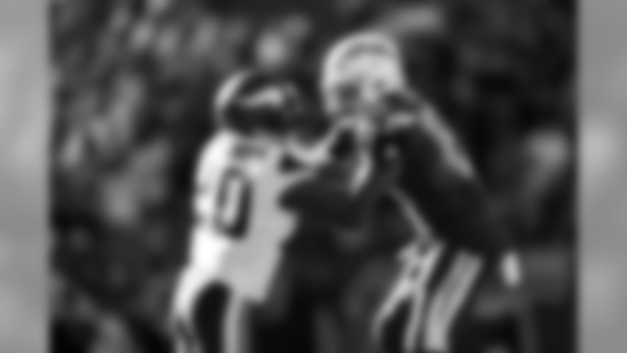 Chargers-125