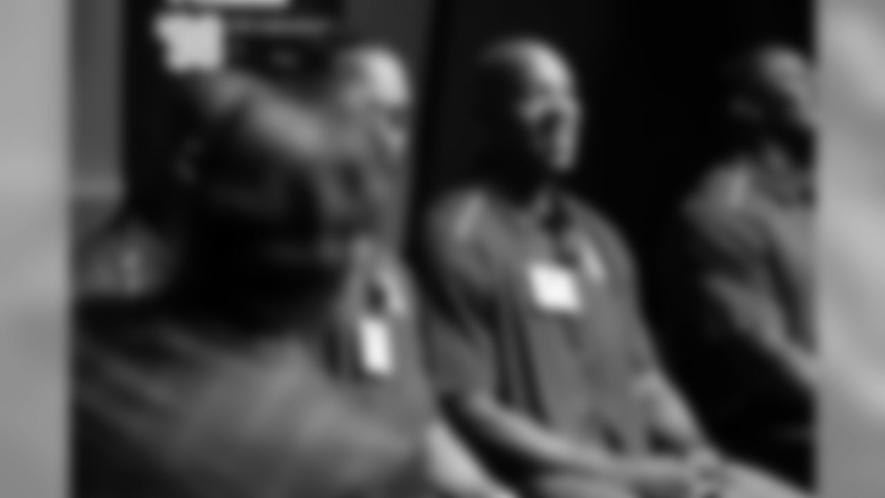 An image from September 8, 2018 of the 1998 Vikings Team Chalk Talk Reception at TCOPC in Eagan, Minnesota.
