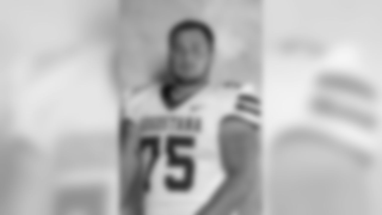 63 OL Jake Lacina