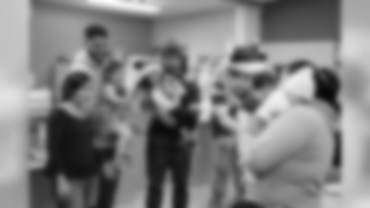 20191209_AnthonyBarrsHolidayParty_059