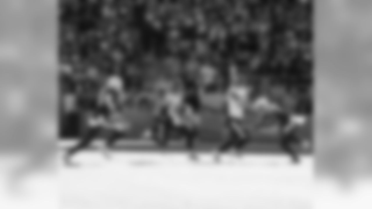 2019_1215_Chargers_Away_0068