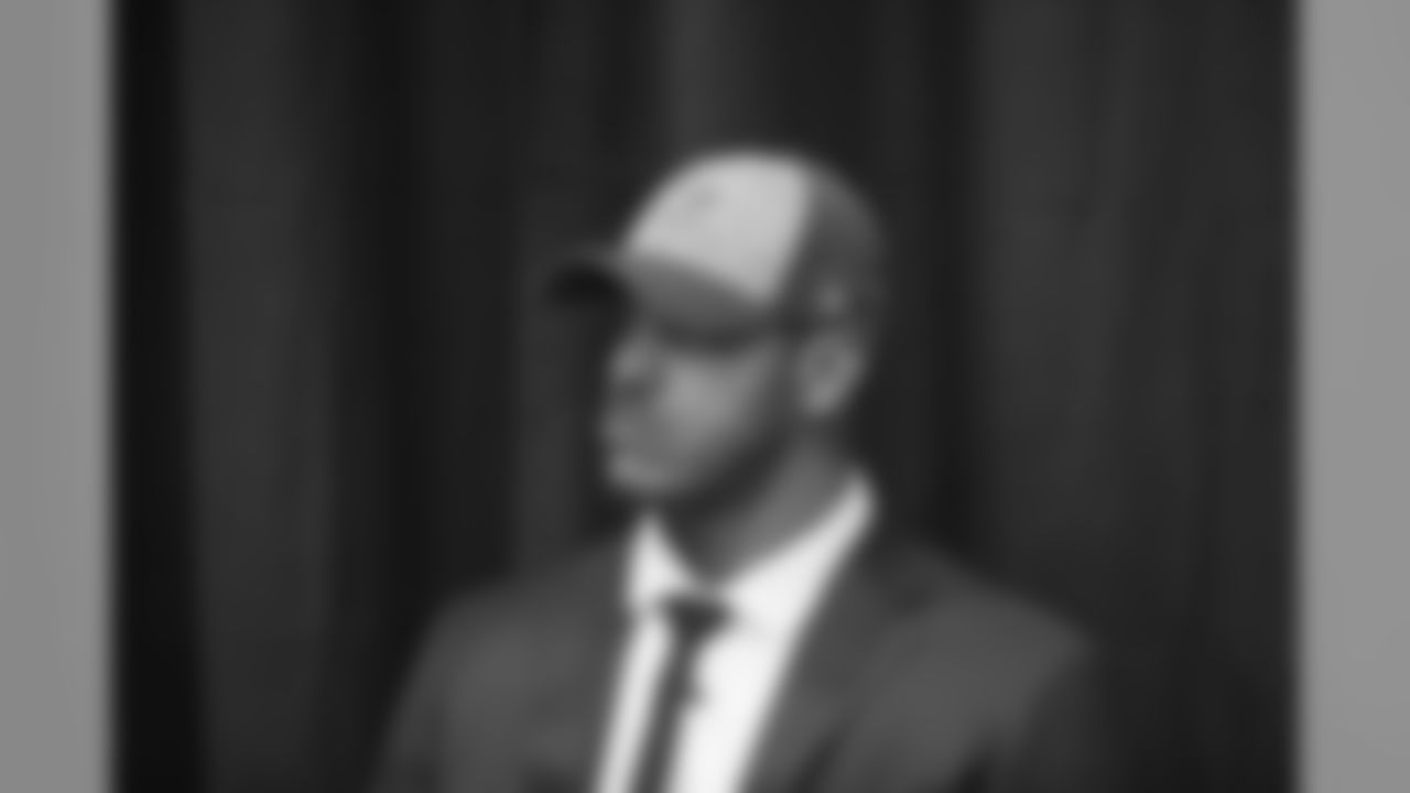 050914_DraftArrivals_0128