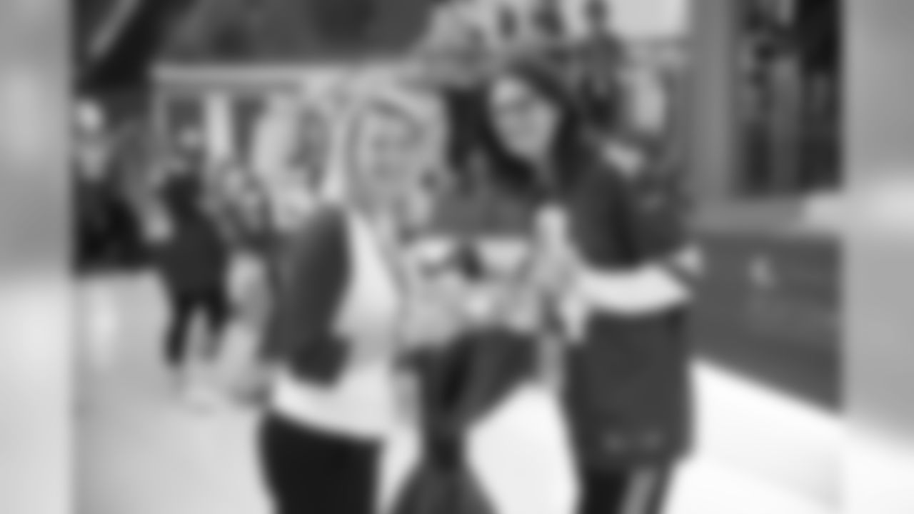 2019_0518_Event_WomensFootballCamp_0203