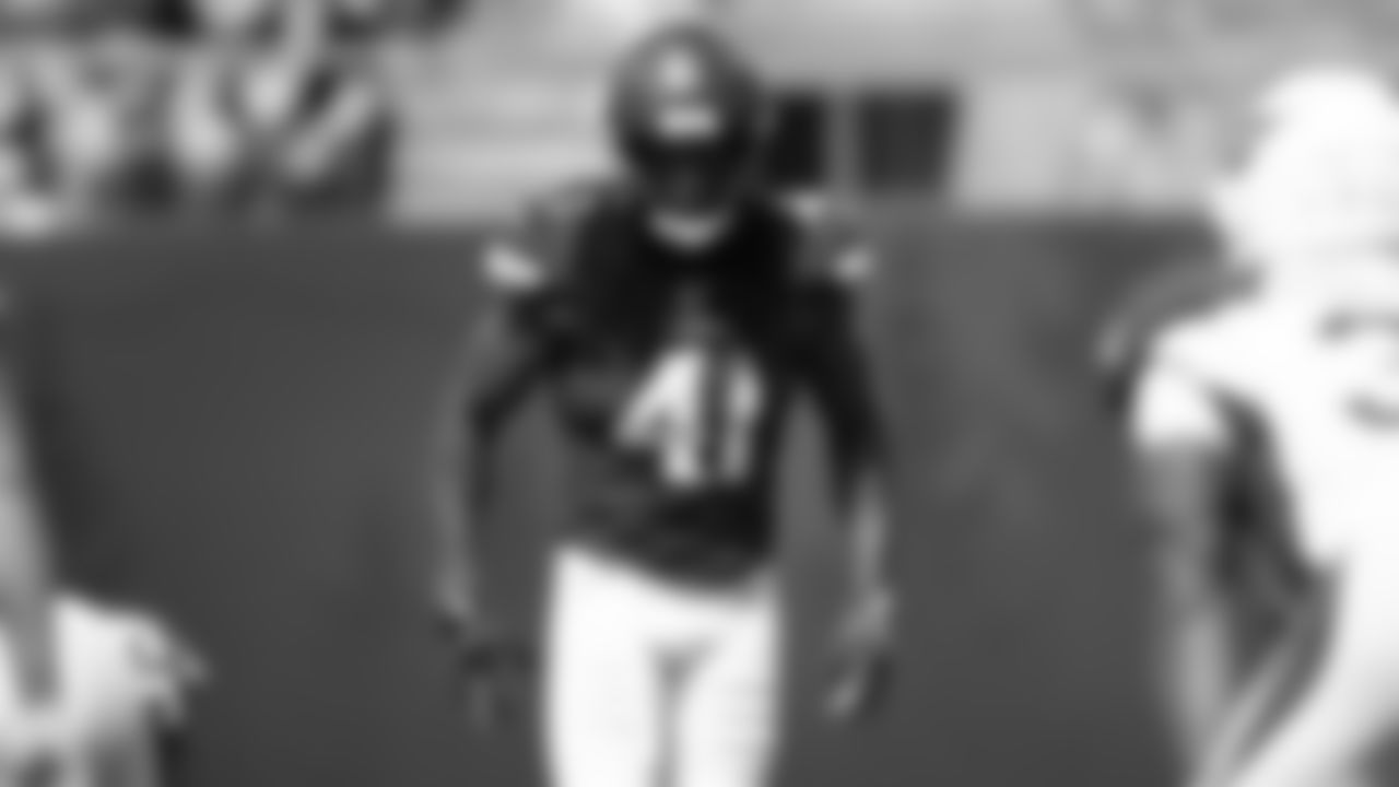 S <forge-entity title="Anthony Harris" slug="anthony-harris" code="player">Anthony Harris</forge-entity>