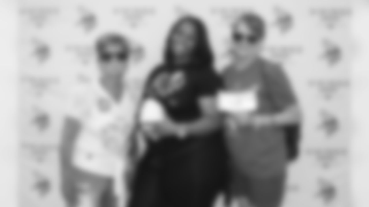 2018_0814_Event_VikingsWomenVIPTent_0043