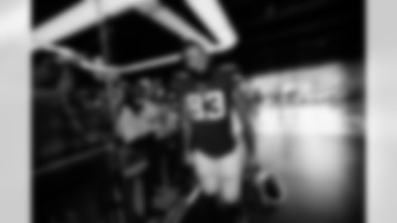 TE Tyler Conklin